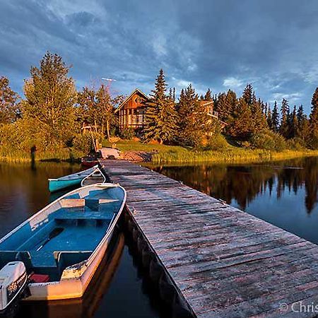 Eagle'S Nest Resort Anahim Lake Exteriör bild